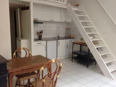 For rent Bordeaux 2 rooms 30 m2 Gironde (33000) photo 0