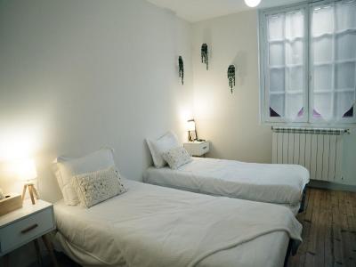 For sale Saint-just-ibarre 11 rooms 365 m2 Pyrenees atlantiques (64120) photo 2