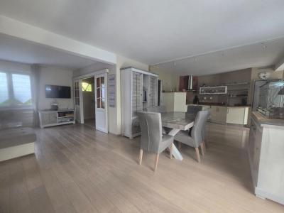 For sale Wattrelos 5 rooms 107 m2 Nord (59150) photo 3