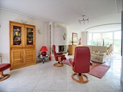For sale Angers 7 rooms 169 m2 Maine et loire (49000) photo 1