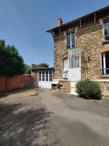 For sale Angerville 5 rooms 105 m2 Essonne (91670) photo 2