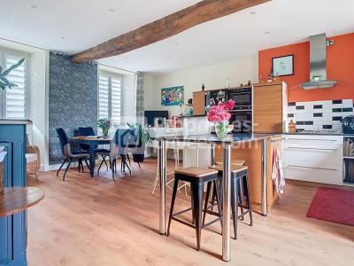 For sale Bressuire 8 rooms 205 m2 Deux sevres (79300) photo 0