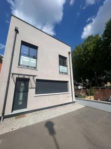 For sale Fontenay-sous-bois 7 rooms 205 m2 Val de Marne (94120) photo 3