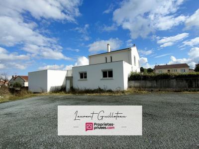 For sale Verrie 10 rooms 208 m2 Vendee (85130) photo 0