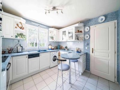 For sale Villejuif 5 rooms 230 m2 Val de Marne (94800) photo 3