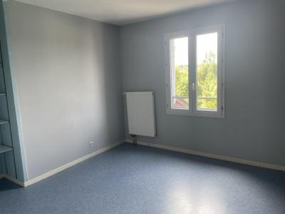 For rent Charleville-mezieres 3 rooms 81 m2 Ardennes (08000) photo 3
