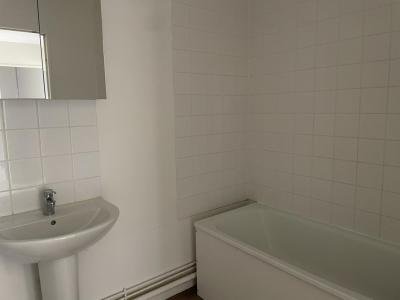 For rent Charleville-mezieres 3 rooms 81 m2 Ardennes (08000) photo 4