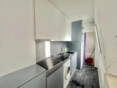 For rent Paris-14eme-arrondissement 2 rooms 34 m2 Paris (75014) photo 2