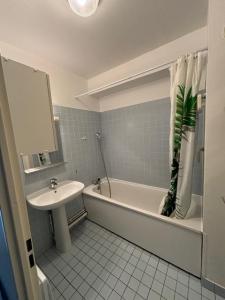 For rent Lamorlaye 1 room 29 m2 Oise (60260) photo 4