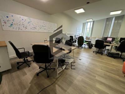 For rent Bordeaux 300 m2 Gironde (33000) photo 0