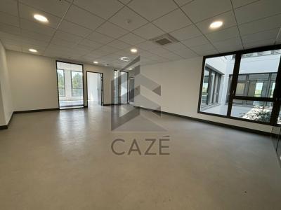 For rent Artigues-pres-bordeaux 536 m2 Gironde (33370) photo 4
