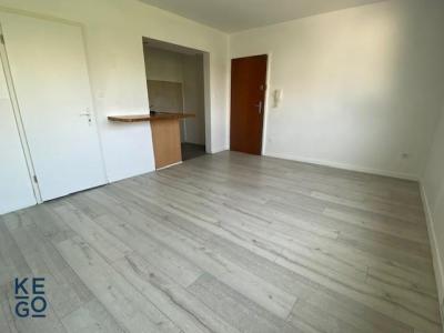 For rent Illkirch-graffenstaden 1 room 24 m2 Bas rhin (67400) photo 0