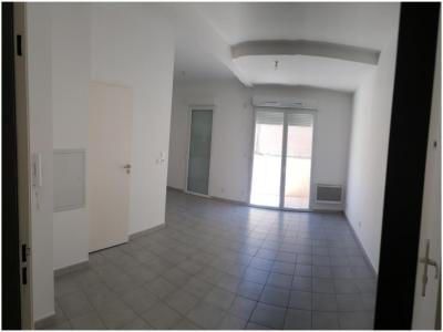 Louer Appartement Marseille-9eme-arrondissement 485 euros