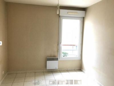 For rent Nantes 1 room 32 m2 Loire atlantique (44000) photo 2