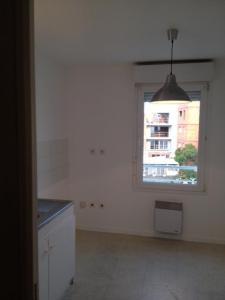 For rent Nantes 3 rooms 63 m2 Loire atlantique (44000) photo 2