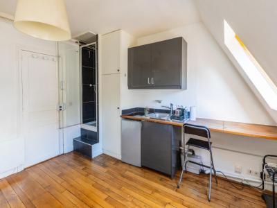 For rent Paris-18eme-arrondissement 1 room 18 m2 Paris (75018) photo 1