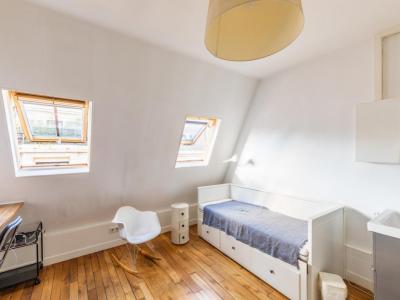 For rent Paris-18eme-arrondissement 1 room 18 m2 Paris (75018) photo 2