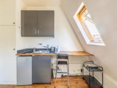 For rent Paris-18eme-arrondissement 1 room 18 m2 Paris (75018) photo 4