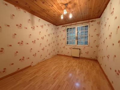 For sale Bordeaux 4 rooms 94 m2 Gironde (33200) photo 2