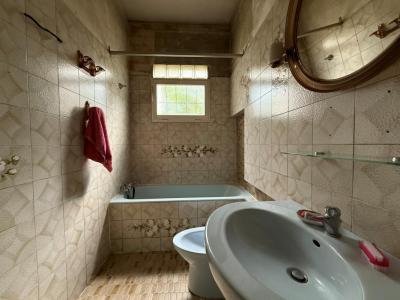 For sale Bordeaux 4 rooms 94 m2 Gironde (33200) photo 4