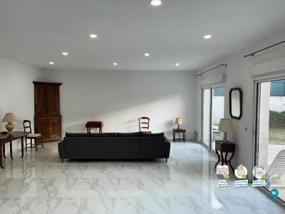 For rent Nimes 5 rooms 190 m2 Gard (30900) photo 3
