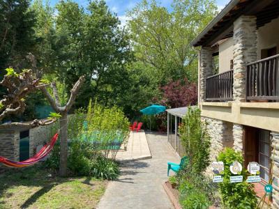 Louer Appartement 126 m2 Rodes