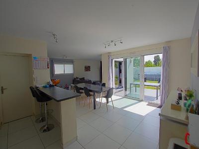 For sale 5 rooms 157 m2 Vendee (85150) photo 1