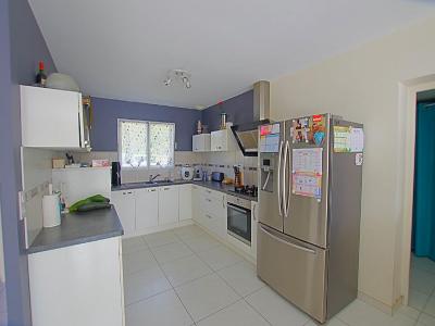 For sale 5 rooms 157 m2 Vendee (85150) photo 4