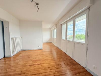 For sale 4 rooms 78 m2 Moselle (57158) photo 1