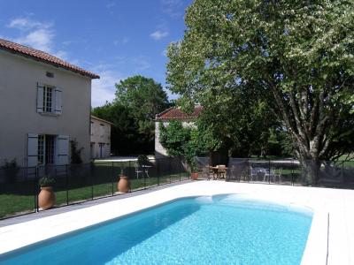 Acheter Maison 192 m2 Chapelle-montabourlet