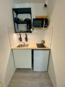 For rent Nantes 1 room 14 m2 Loire atlantique (44000) photo 4