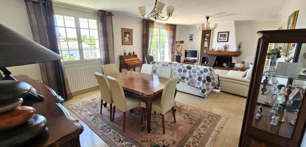 For sale Montelimar 5 rooms 141 m2 Drome (26200) photo 3