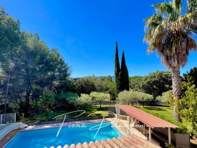 For sale Lauris 8 rooms 214 m2 Vaucluse (84360) photo 2