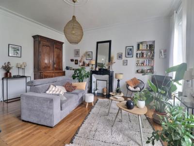 For sale Angers 4 rooms 101 m2 Maine et loire (49100) photo 2
