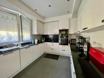 For sale Etampes 5 rooms 130 m2 Essonne (91150) photo 2