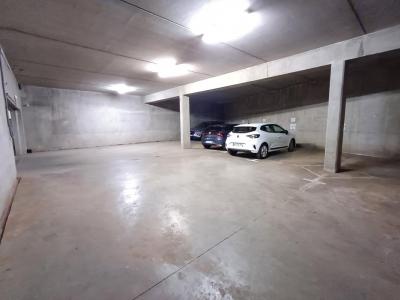 Louer Bureau Sainte-clotilde 48000 euros