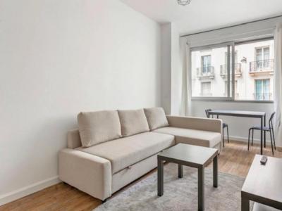 For rent Paris-7eme-arrondissement 1 room 23 m2 Paris (75007) photo 1