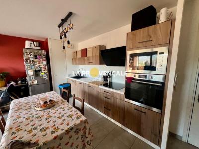 For sale Gardanne 3 rooms 62 m2 Bouches du Rhone (13120) photo 2
