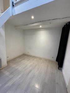 For rent Nancy 1 room 25 m2 Meurthe et moselle (54000) photo 3
