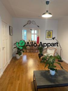 For rent Paris-8eme-arrondissement 2 rooms 61 m2 Paris (75008) photo 3