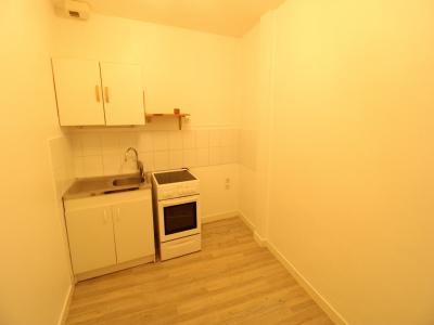 For rent Nantes 1 room 32 m2 Loire atlantique (44000) photo 2