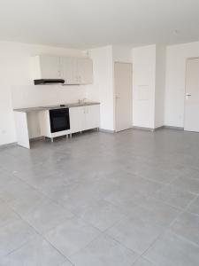 For rent Craponne 3 rooms 75 m2 Rhone (69290) photo 0