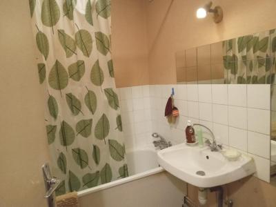 For rent Villeurbanne 3 rooms 90 m2 Rhone (69100) photo 3