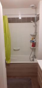 For rent Colombes 3 rooms 79 m2 Hauts de Seine (92700) photo 1