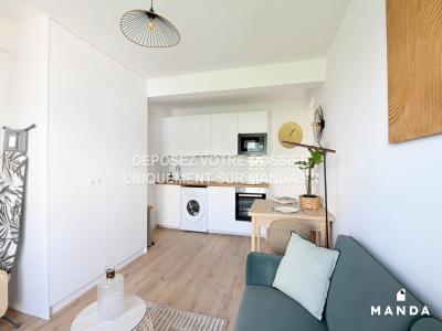 For rent Courbevoie 2 rooms 29 m2 Hauts de Seine (92400) photo 4