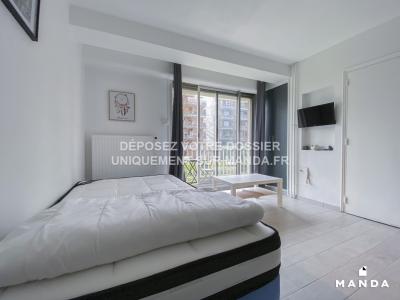 For rent Courbevoie 1 room 18 m2 Hauts de Seine (92400) photo 3