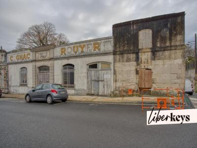 For sale Saintes 1 room 900 m2 Charente maritime (17100) photo 0
