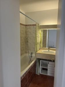 For rent Bordeaux 2 rooms 36 m2 Gironde (33000) photo 2