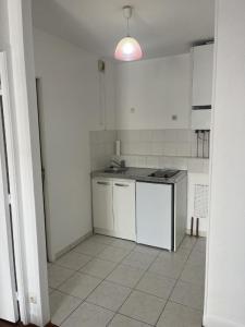 For rent Bordeaux 2 rooms 36 m2 Gironde (33000) photo 4
