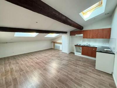 For rent Bordeaux 2 rooms 60 m2 Gironde (33000) photo 0